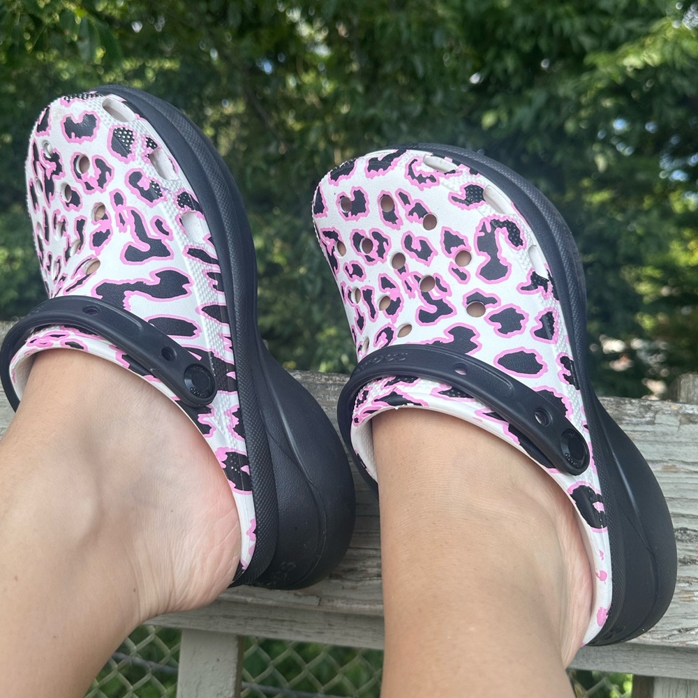 Crocs x Ron English limited edi Party Animal Cruella Bae Platform Clog Size W 8 - Picture 9 of 9